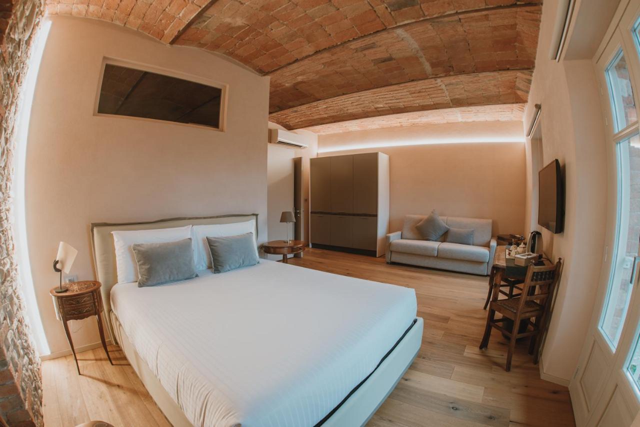 La Cascina Di Carlotta 1846 Agriturismo Alba  Ngoại thất bức ảnh